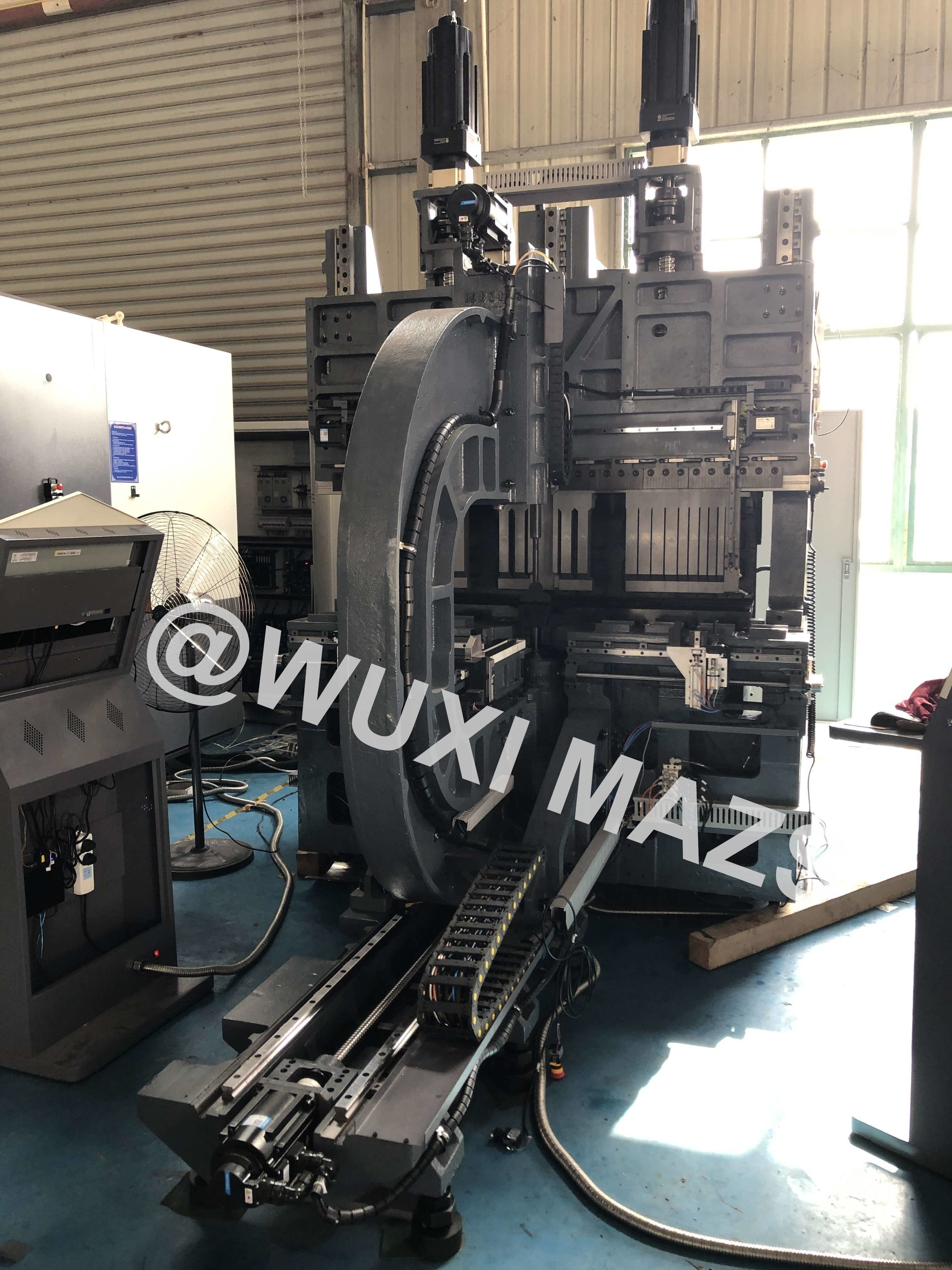 20000KG Sheet Metal Panel Bender 2000 X 1250MM Automatic Panel Bending Machine
